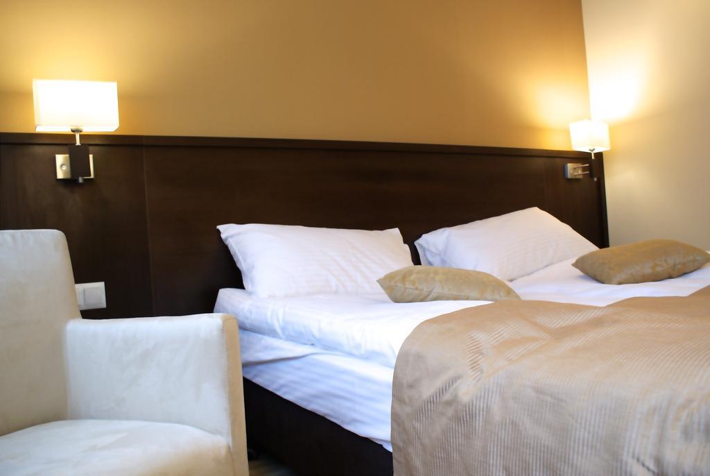 Hotel Lazur Spa & Conference Kaliszki Стая снимка